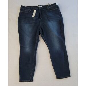 Signature Levi Strauss Totally Shaping High Rise Skinny Dark Blue Jeans 28S...